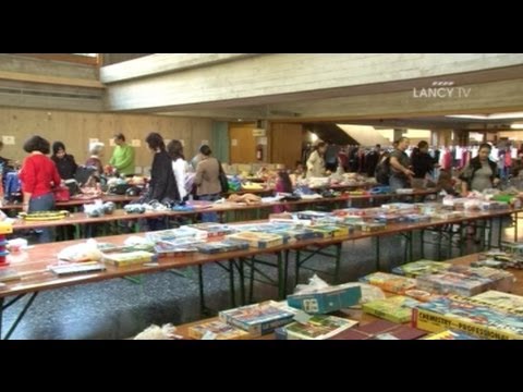 LANCY TV - Sujet - Bourse aux vêtements - Grande vente d'hiver